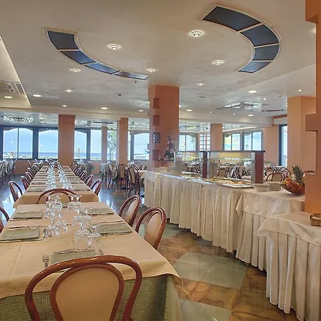 Rio Hotel 3*