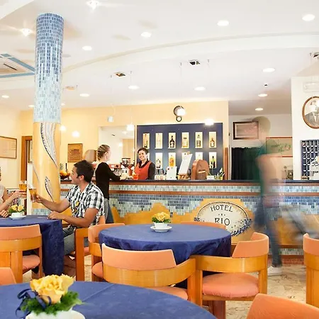 Rio Hotel
